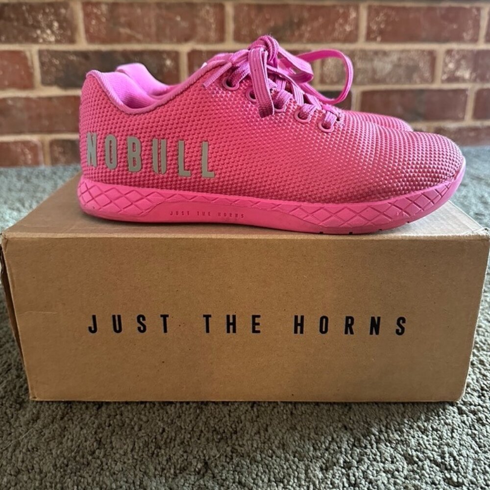 NOBULL Superfabric Trainer Bright Pink